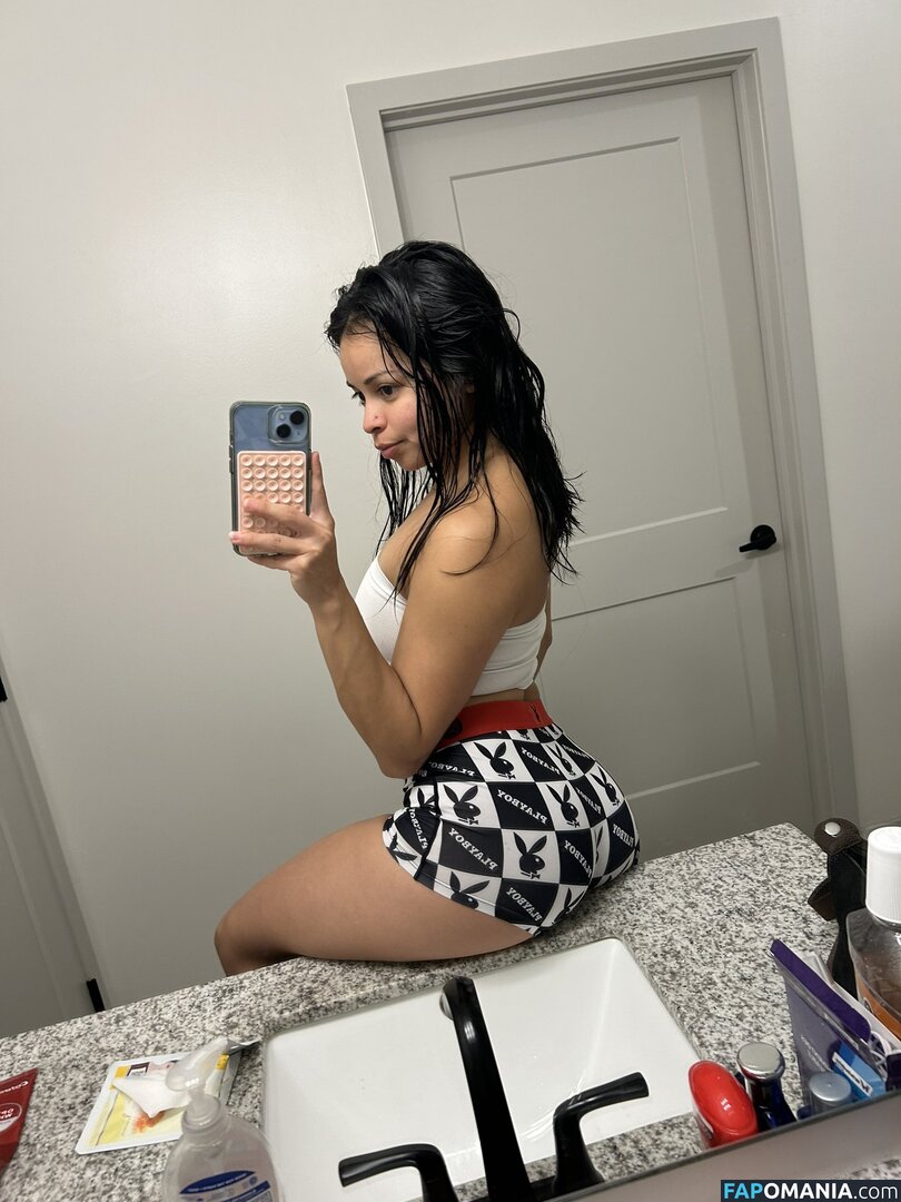 la.bella1466 / latinagataa Nago OnlyFans  Przeciekłe zdjęcie #17