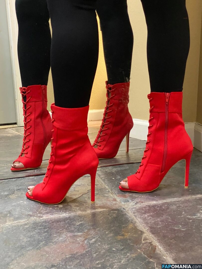 La Plebe Boots Nago OnlyFans  Przeciekłe zdjęcie #2