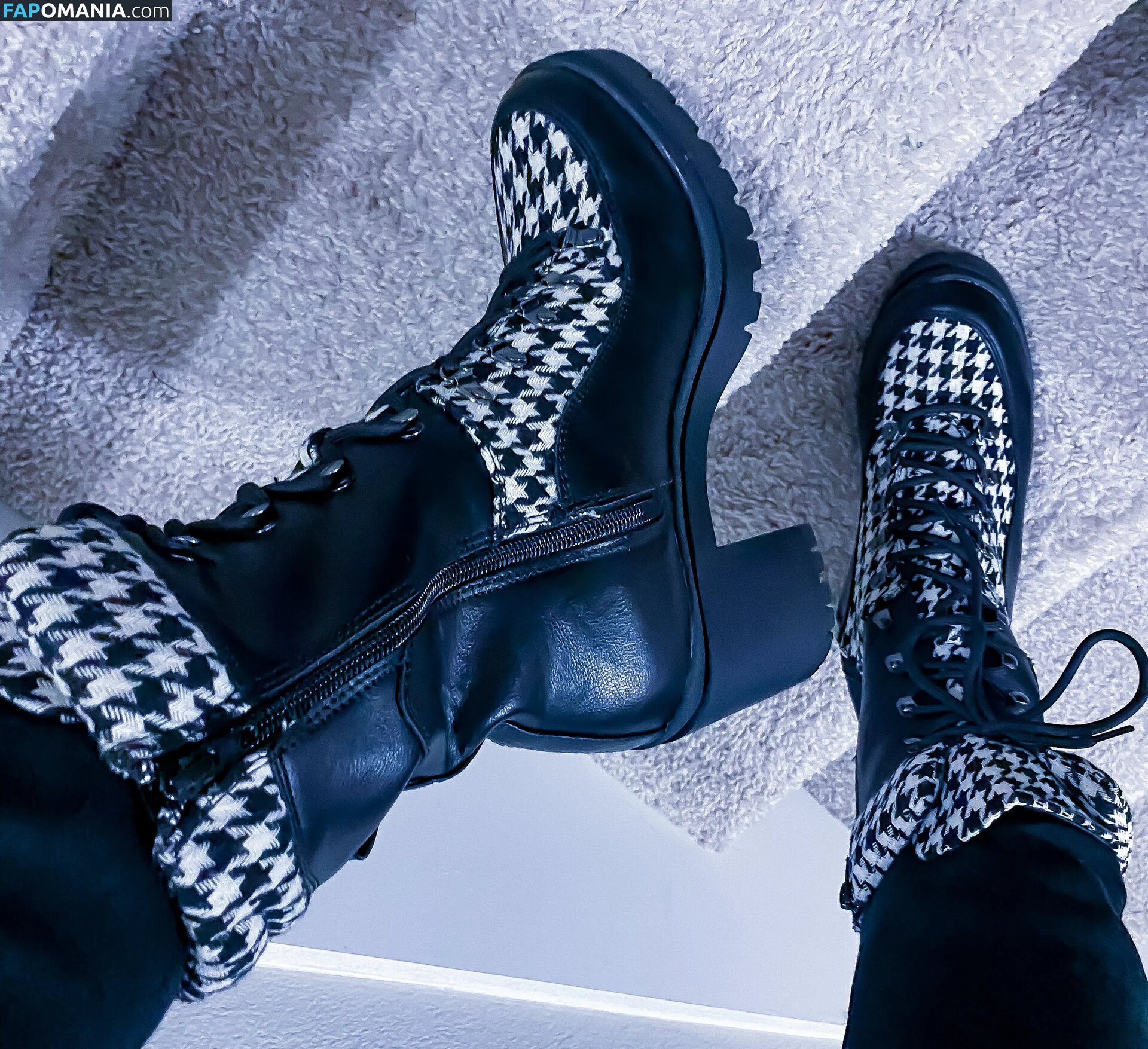 La Plebe Boots Nago OnlyFans  Przeciekłe zdjęcie #3