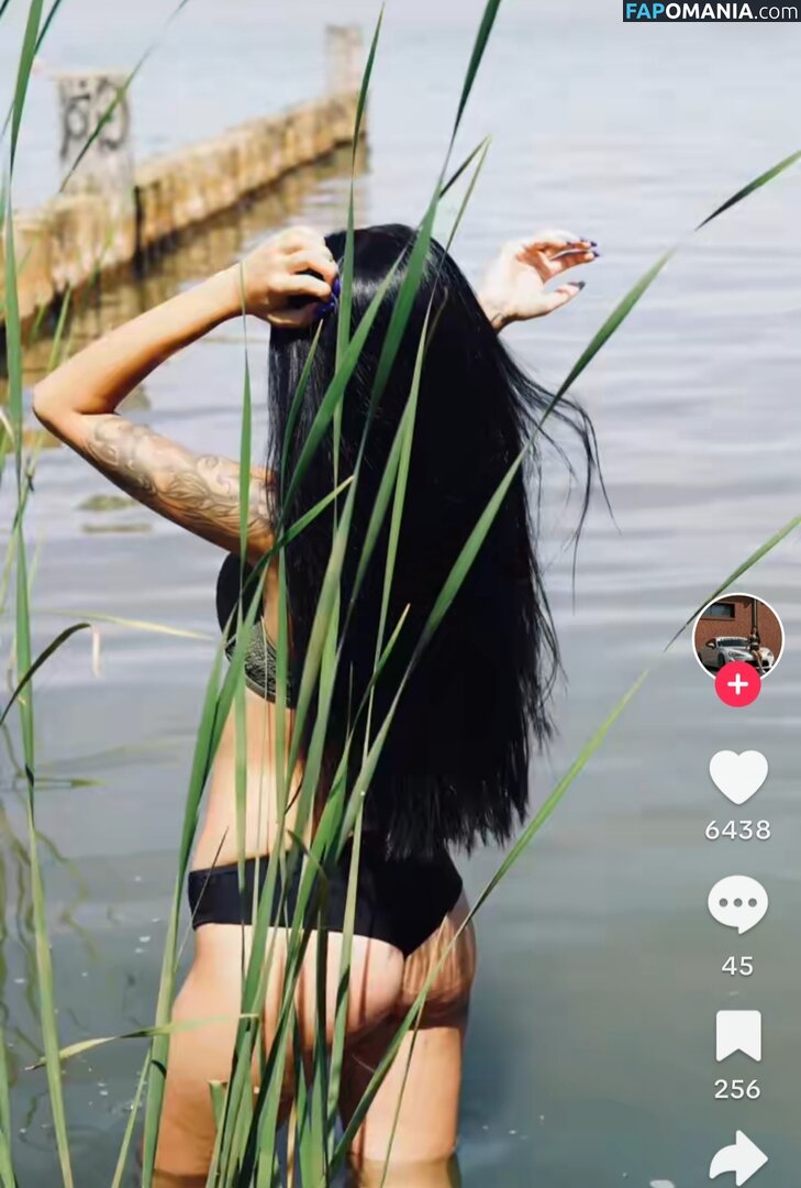 Lady_gt86 Sophie Stienert Nago OnlyFans  Przeciekłe zdjęcie #2