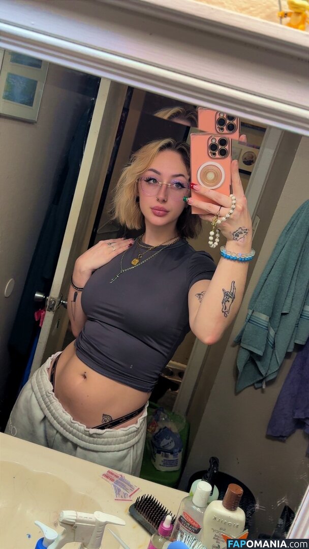 Ladyyorozu / https: Nago OnlyFans  Przeciekłe zdjęcie #3