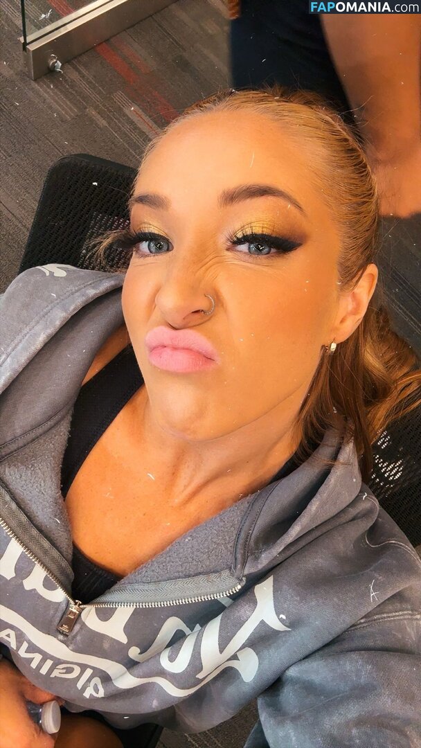 Lainey Reid / https: / lainey_wwe Nago OnlyFans  Przeciekłe zdjęcie #7