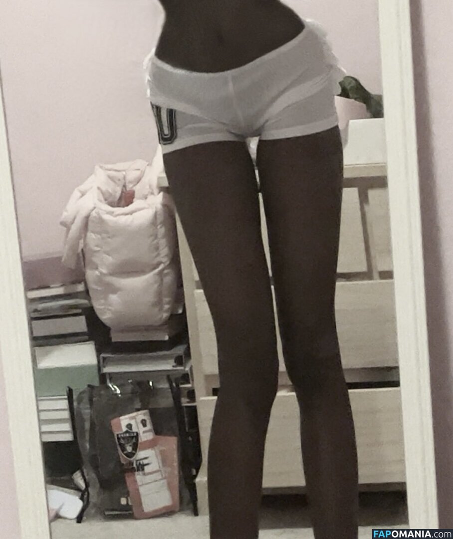 https: / lambpwincess / littlamb Nago OnlyFans  Przeciekłe zdjęcie #9