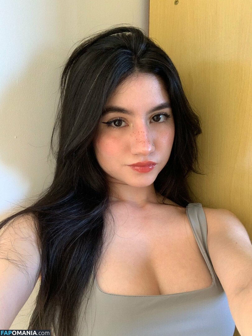 gvldbankz / lamie / larissacarvalhx Nago OnlyFans  Przeciekłe zdjęcie #27