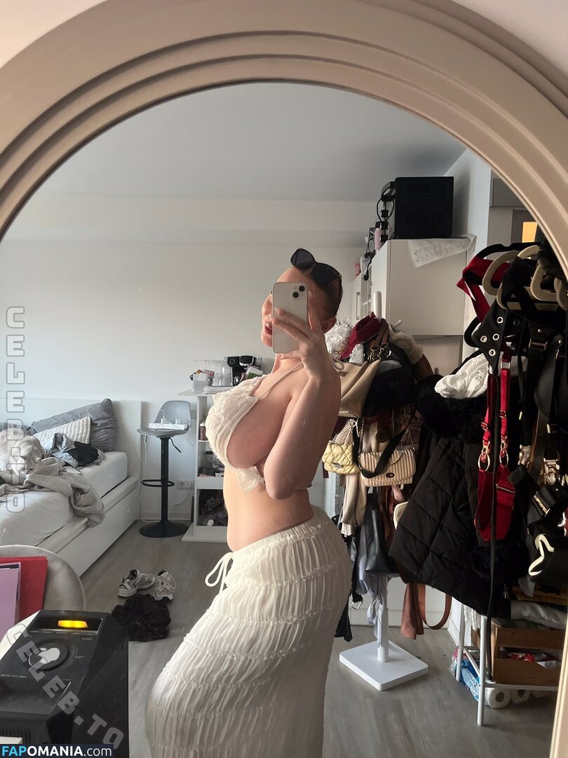Larissa.lhaa / Larissalhaa / larissa.lahe Nago OnlyFans  Przeciekłe zdjęcie #7