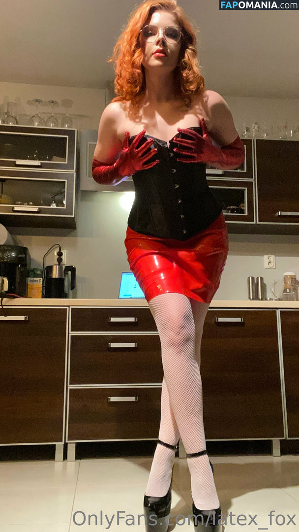 Latex Fox / LatexFox / Latex_Fox / latex_fox_ Nago OnlyFans  Przeciekłe zdjęcie #7