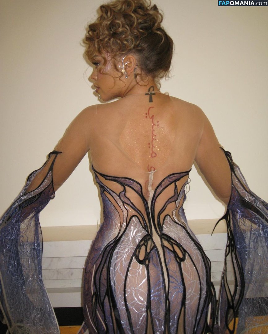 Latto / https: / latto777 Nago OnlyFans  Przeciekłe zdjęcie #35