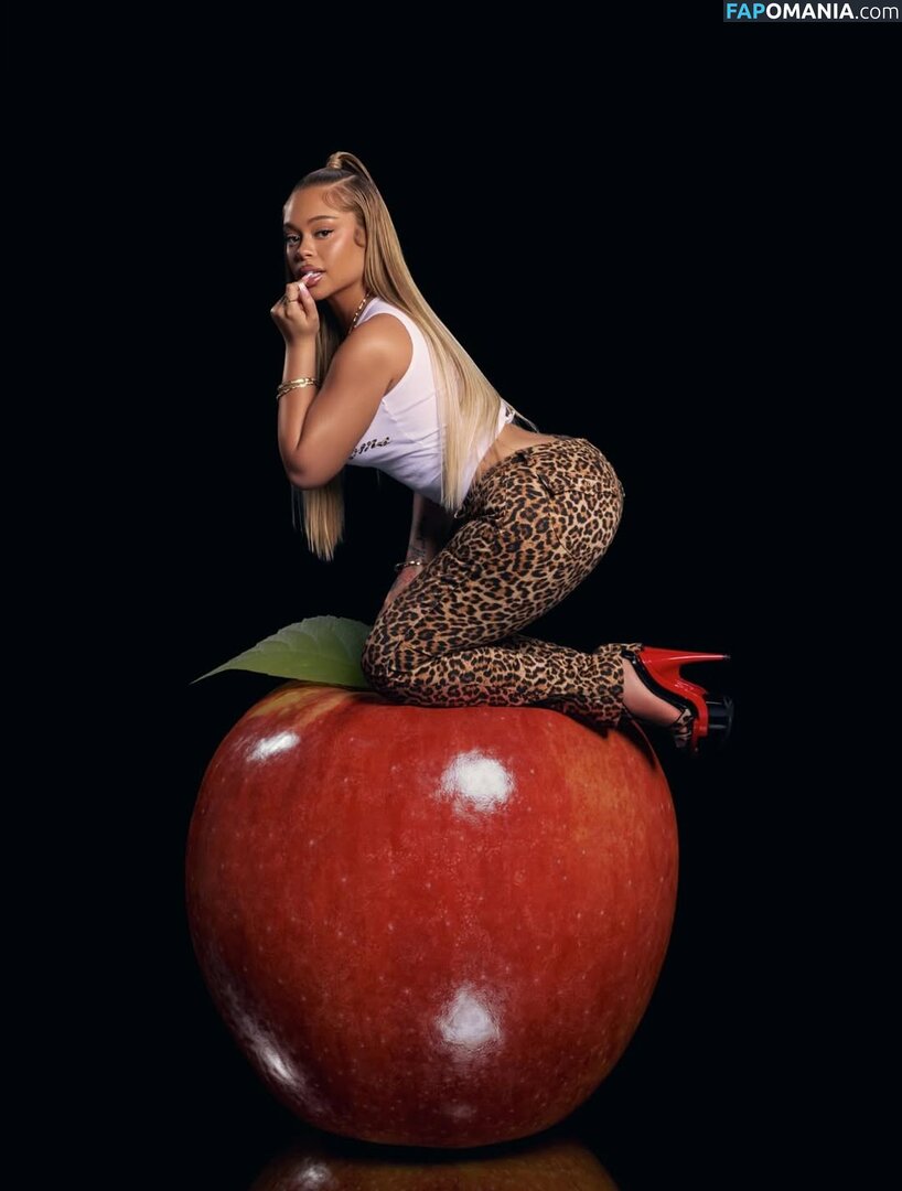 Latto / https: / latto777 Nago OnlyFans  Przeciekłe zdjęcie #375