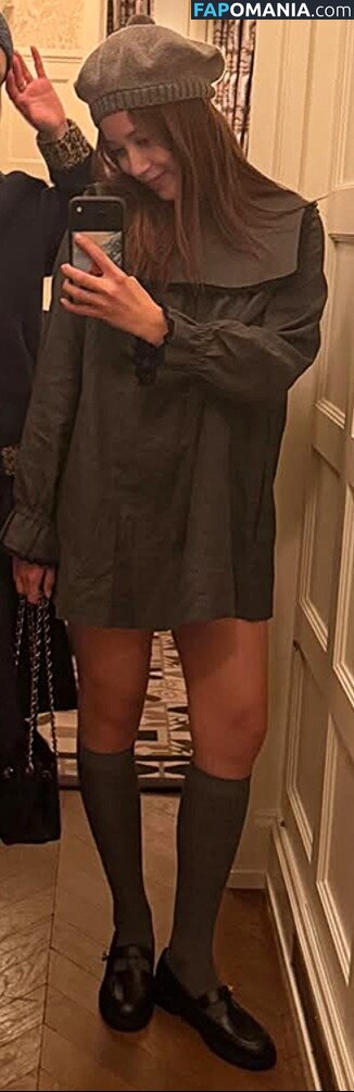 Laufey Lin / laufey Nago OnlyFans  Przeciekłe zdjęcie #146