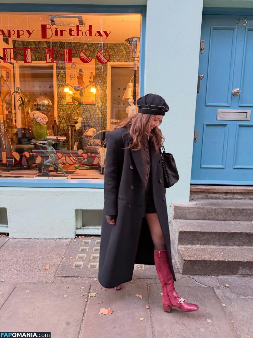 Laufey Lin / laufey Nago OnlyFans  Przeciekłe zdjęcie #148