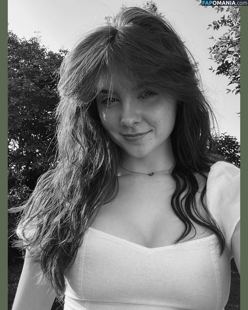 Laura Anne / _laura.anne__ / laura.anne__ / lauraartea Nago OnlyFans  Przeciekłe zdjęcie #3