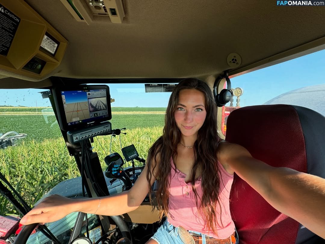 Laura Farms / https: / laura_farms / laurafarms_ Nago OnlyFans  Przeciekłe zdjęcie #8