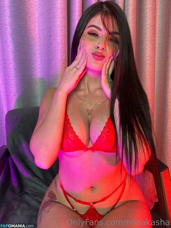 Laura Jimenez / laurajimnz_oficial / niiaakasha Nago OnlyFans  Przeciekłe zdjęcie #1