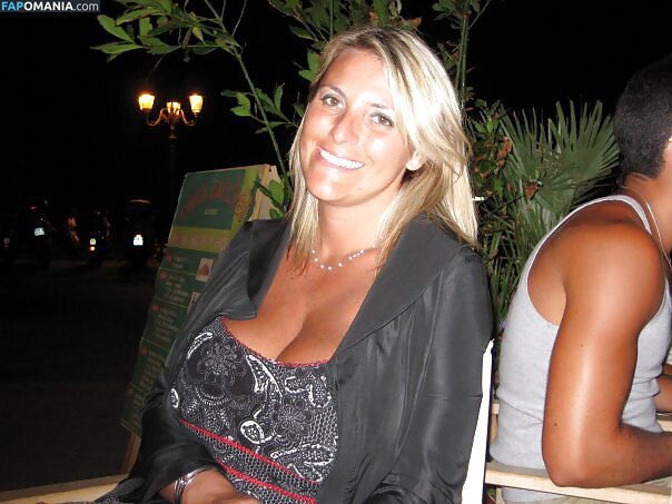 Laura Leonardi / lalaparis06 Nago OnlyFans  Przeciekłe zdjęcie #26