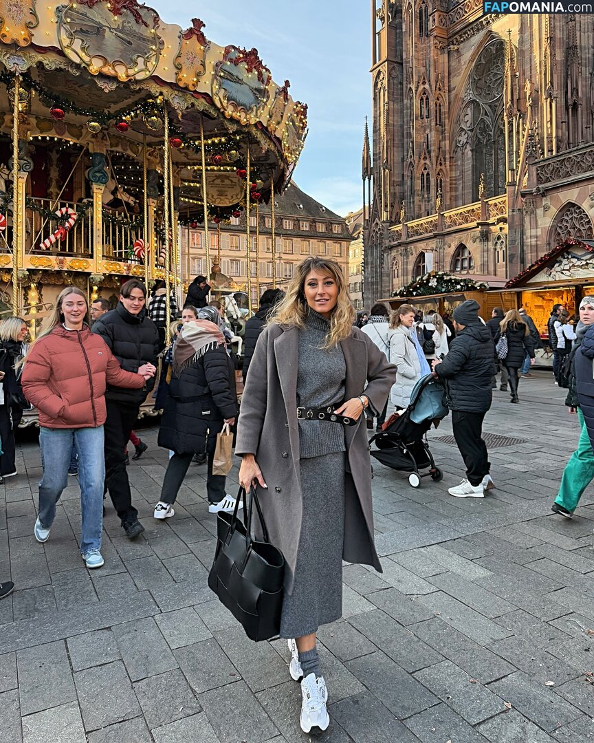 Laura Matucci / lallaemme Nago OnlyFans  Przeciekłe zdjęcie #3