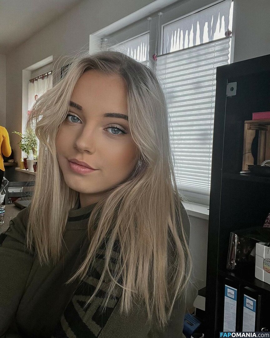 Laura / https: / laurabeverlin / llaurenha / lolilau Nago OnlyFans  Przeciekłe zdjęcie #62