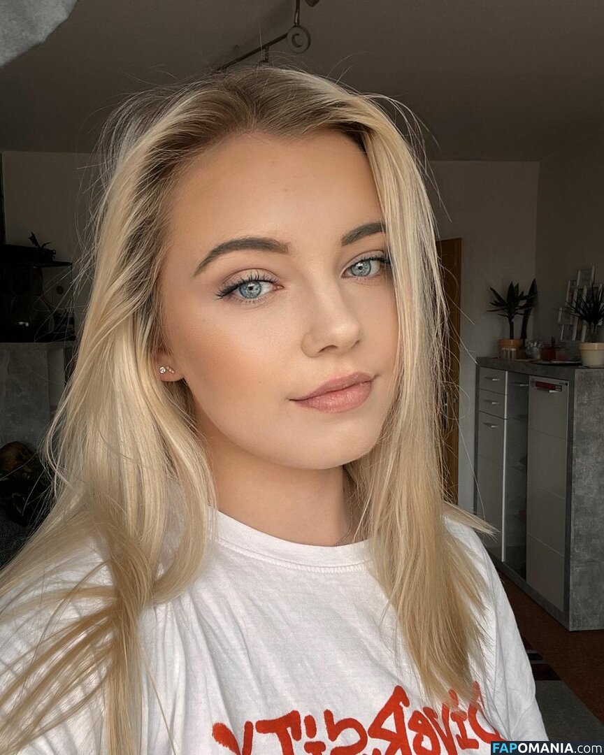 Laura / https: / laurabeverlin / llaurenha / lolilau Nago OnlyFans  Przeciekłe zdjęcie #83