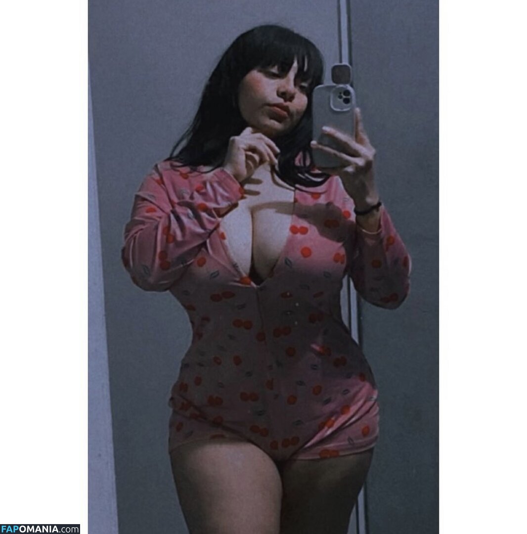 Lauralrg08 / lauraroman_01 Nago OnlyFans  Przeciekłe zdjęcie #1