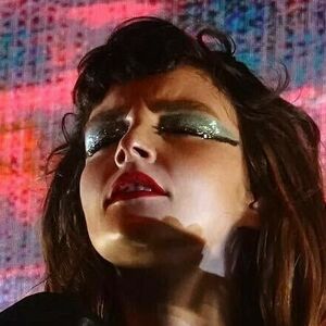 Lauren Mayberry