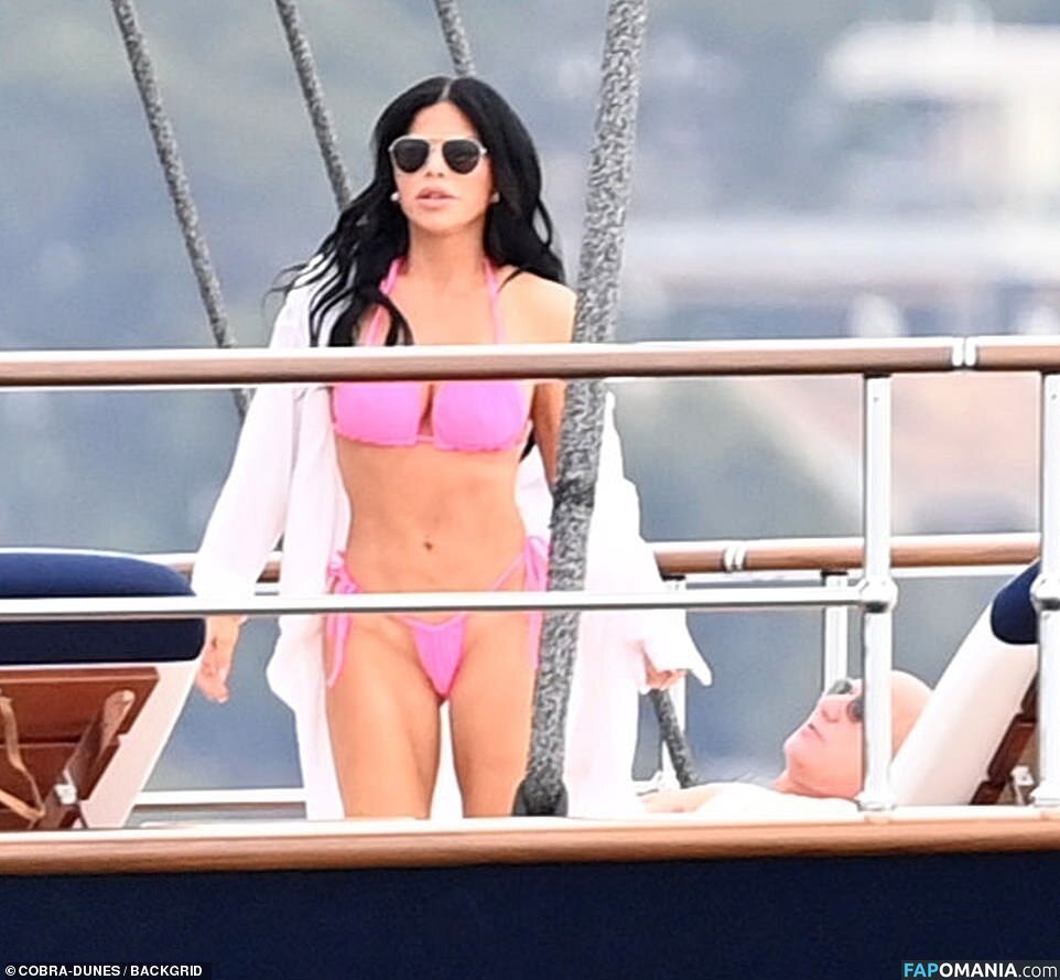 laurensanchez Nago OnlyFans  Przeciekłe zdjęcie #15