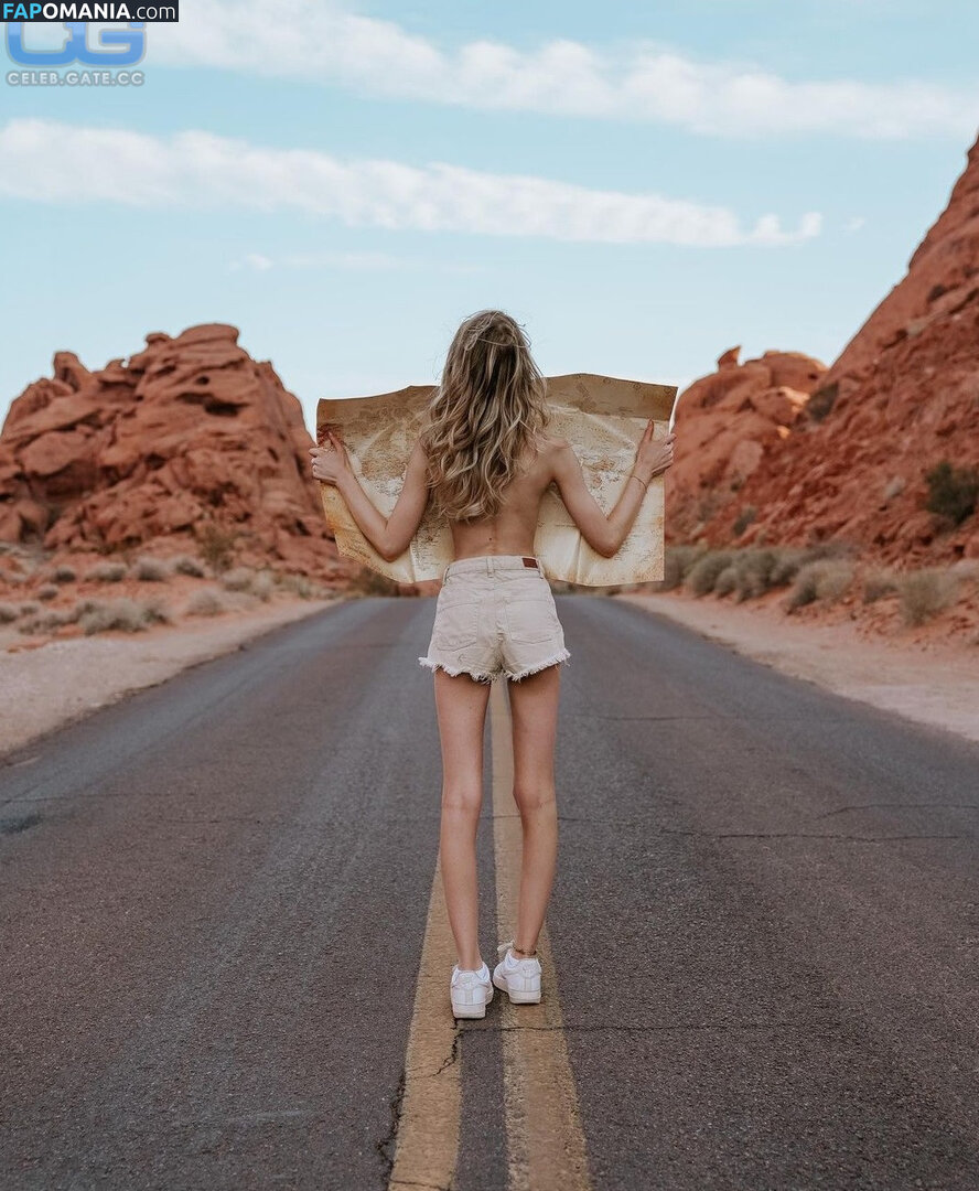 Lea Peach / Looskanal / lea / wifiloo_m Nago OnlyFans  Przeciekłe zdjęcie #813