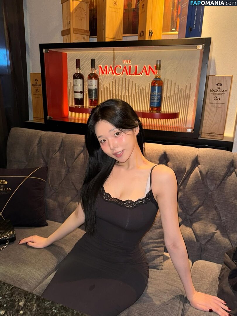 Lee Yeon-woo / yeonwooahh / yonu1201 / 이연우 | Yonu Kuro | yonu_kuro Nago OnlyFans  Przeciekłe zdjęcie #4