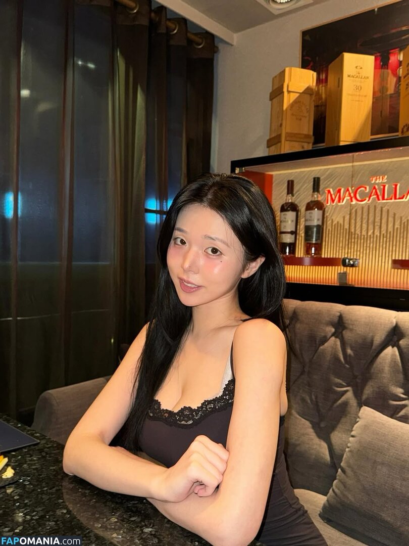 Lee Yeon-woo / yeonwooahh / yonu1201 / 이연우 | Yonu Kuro | yonu_kuro Nago OnlyFans  Przeciekłe zdjęcie #6