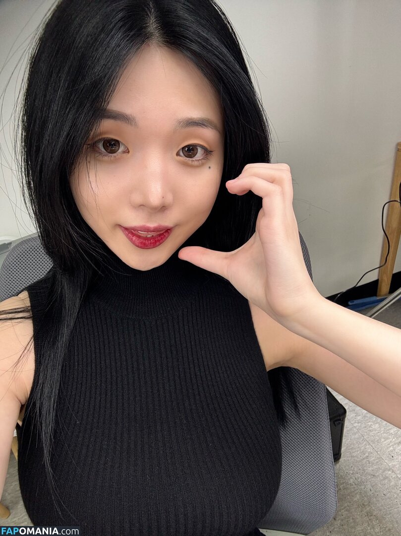 Lee Yeonwoo / yeonwooahh / 이연우 Nago OnlyFans  Przeciekłe zdjęcie #31