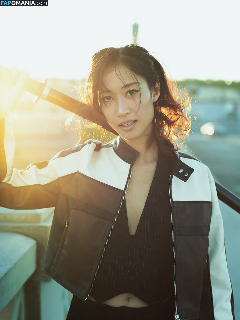 Famous Asian tiktoker / Leenda Dong / leendadong / leendaphotodumps Nago OnlyFans  Przeciekłe zdjęcie #4