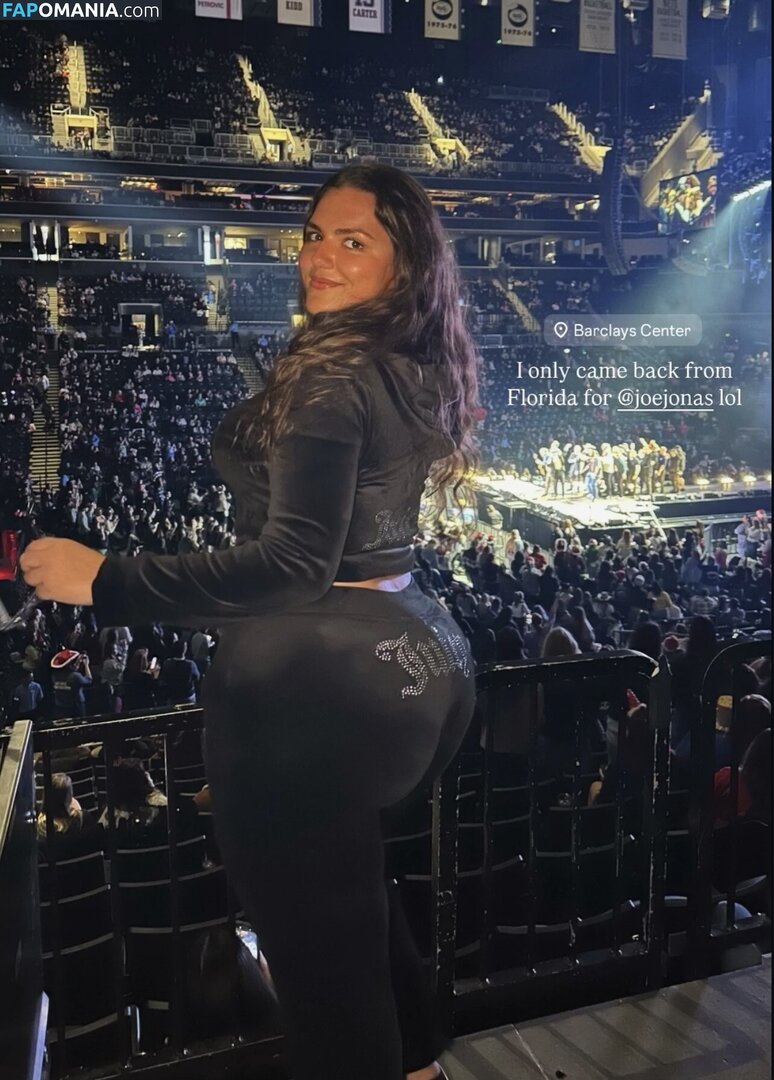 Lejneziri / lejlaneziri Nago OnlyFans  Przeciekłe zdjęcie #1