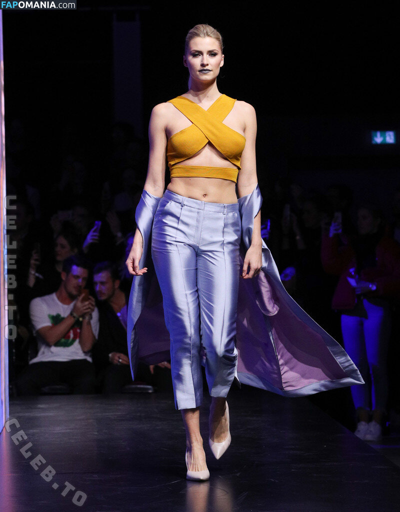 LenGercke / Lena Gercke / https: / lenagercke Nago OnlyFans  Przeciekłe zdjęcie #747