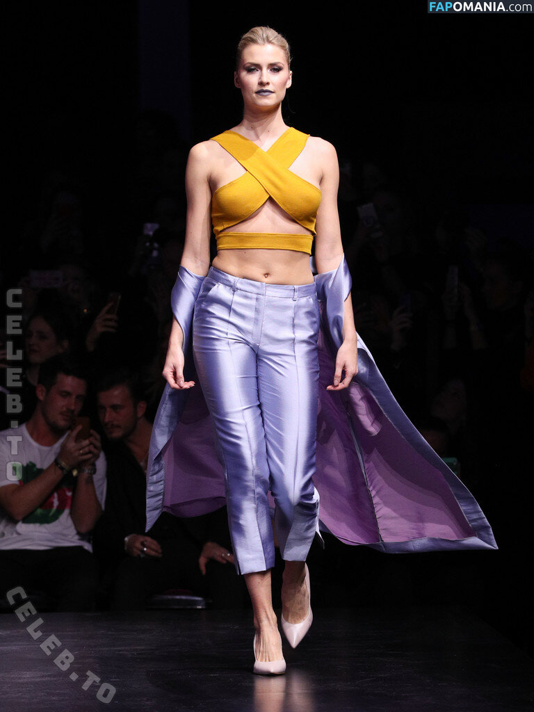 LenGercke / Lena Gercke / https: / lenagercke Nago OnlyFans  Przeciekłe zdjęcie #748