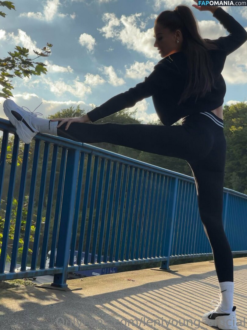 leniyoung_official / lenok3618 Nago OnlyFans  Przeciekłe zdjęcie #4