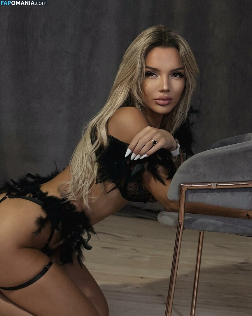 lera.koldomasova / lera_koldomasova_ / lera_lera_onlyfans Nago OnlyFans  Przeciekłe zdjęcie #6