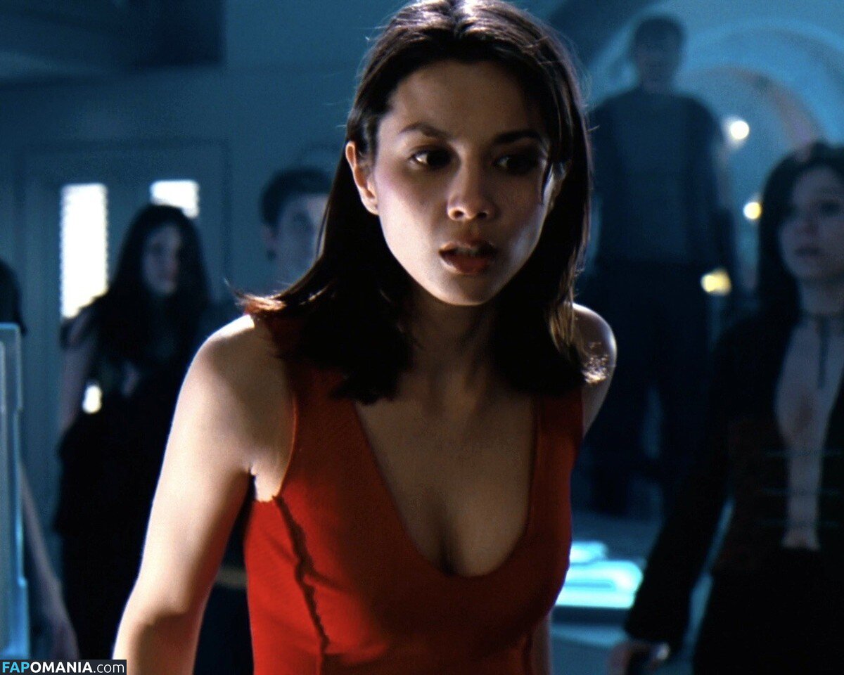 Lexa Doig Nago OnlyFans  Przeciekłe zdjęcie #16