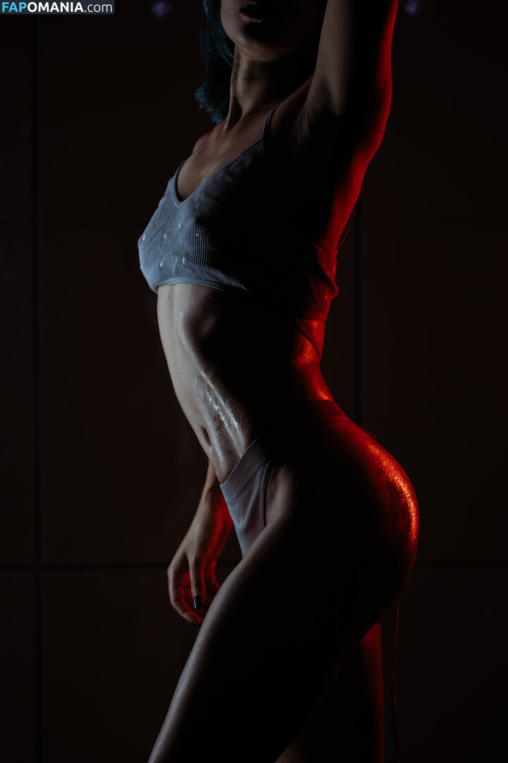 Lil90 / Lily_uv Nago OnlyFans  Przeciekłe zdjęcie #6