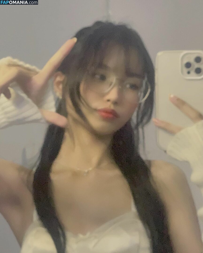 Lilithvalo / llthvalo Nago OnlyFans  Przeciekłe zdjęcie #1