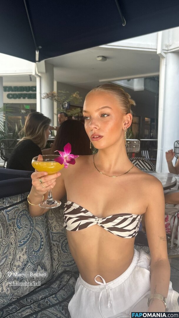 Lilli Sophia / _lillisophia_ / sophiahof3e Nago OnlyFans  Przeciekłe zdjęcie #11