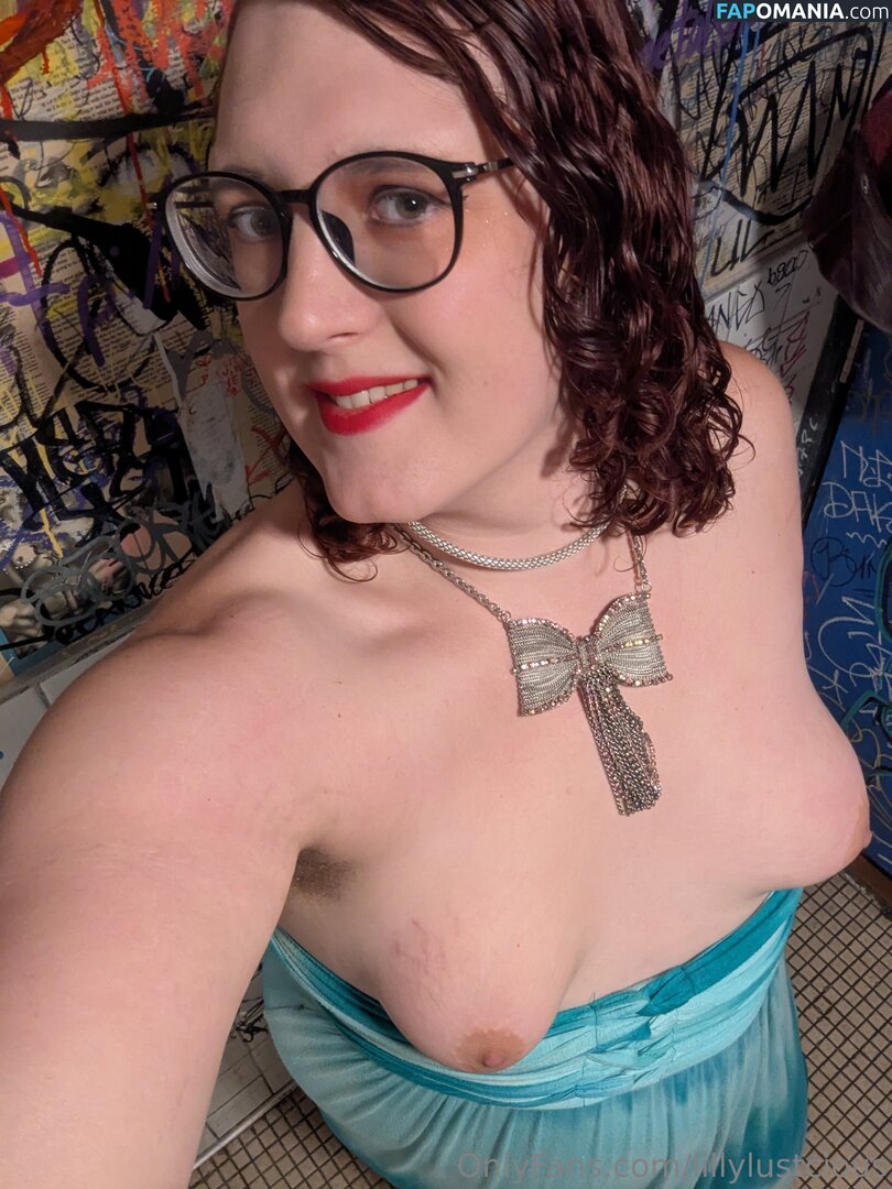 lillylustcious Nago OnlyFans  Przeciekłe zdjęcie #10