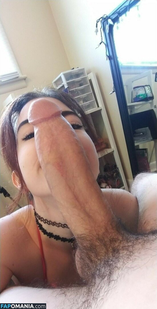 LilRedVelvettt / lil.redvelvet / lilredvelvet Nago OnlyFans  Przeciekłe zdjęcie #3