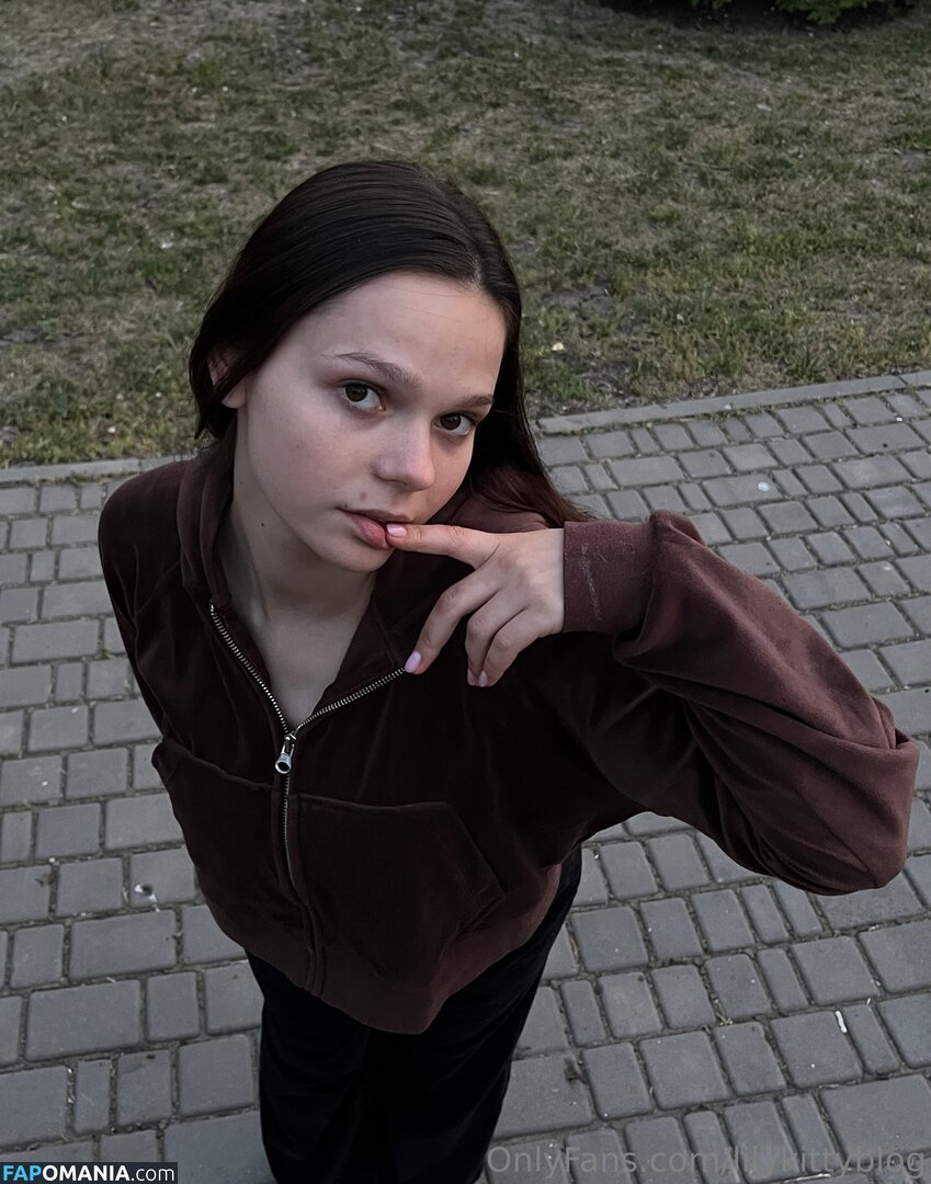 itslilykitty / lilykittyblog Nago OnlyFans  Przeciekłe zdjęcie #2