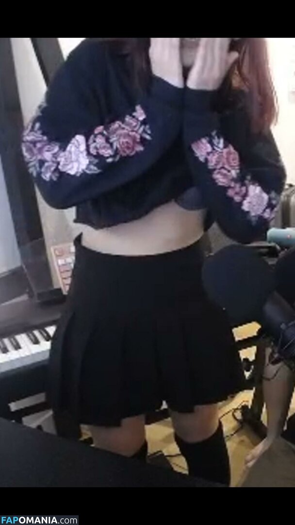 LilyPichu / onlysaber Nago OnlyFans  Przeciekłe zdjęcie #390