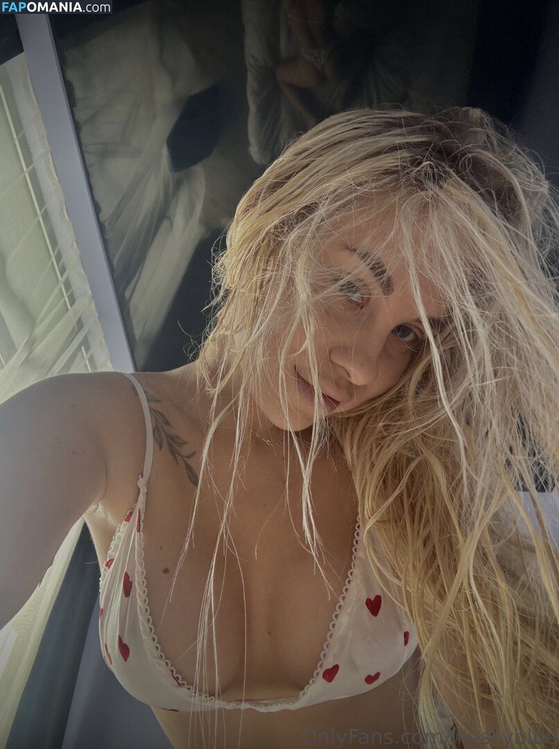lilyskyblue / lizzkiax / lizzkyiax / user631104661652 Nago OnlyFans  Przeciekłe zdjęcie #22