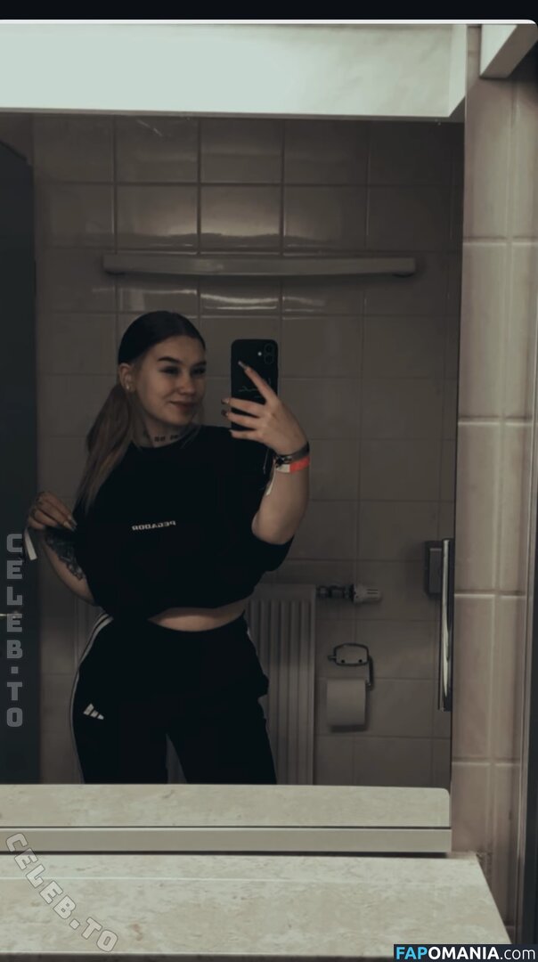 _linaa.wars_ Nago OnlyFans  Przeciekłe zdjęcie #1
