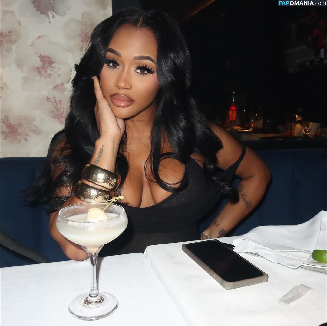 Lira Galore / Lira Mercer / lira_galore / liragalore Nago OnlyFans  Przeciekłe zdjęcie #1