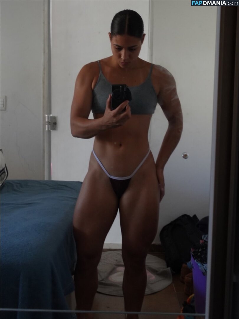 Liriel Martins / liri_martinss Nago OnlyFans  Przeciekłe zdjęcie #3