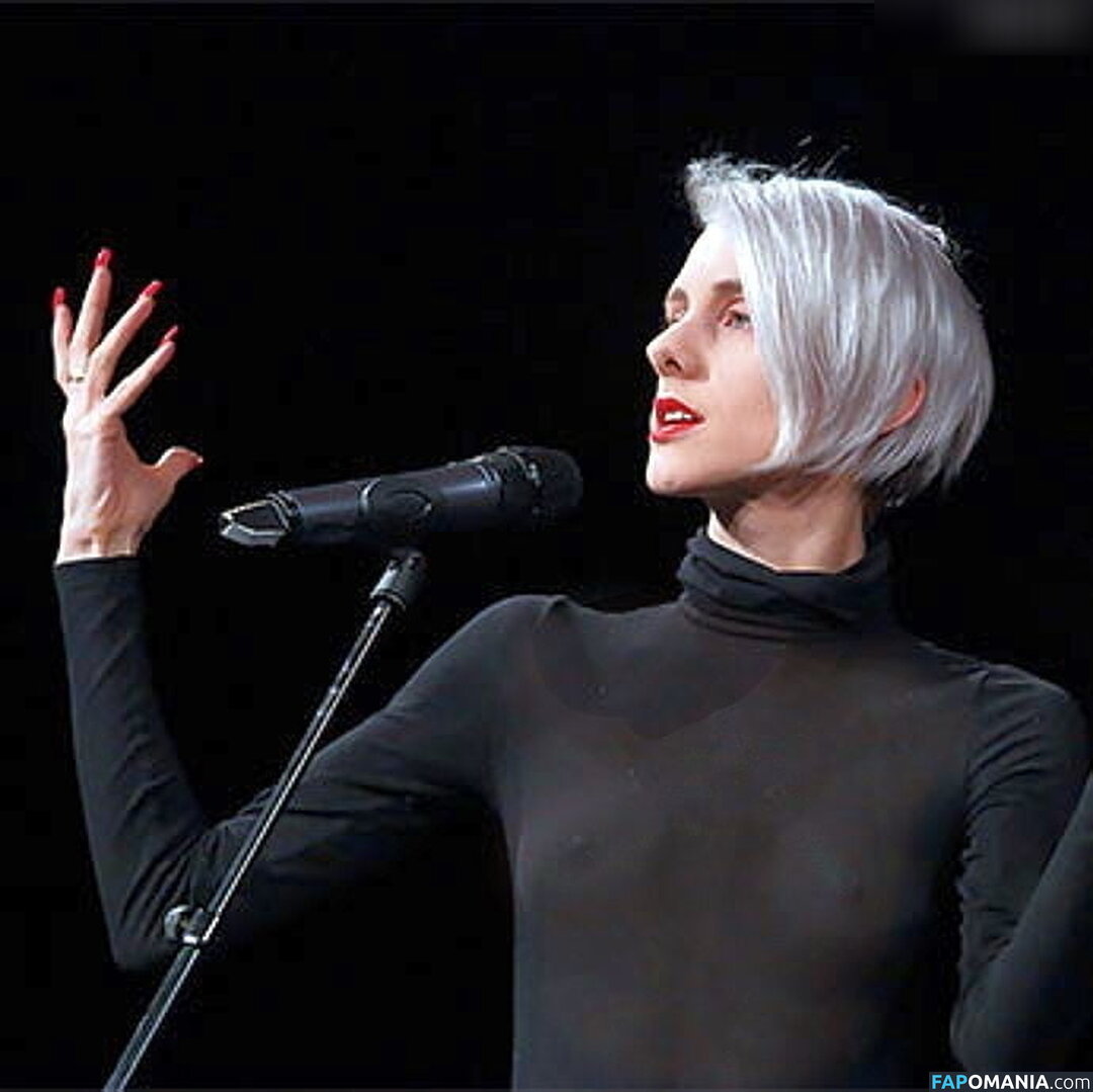 Lisa Eckhart / fraueckhart Nago OnlyFans  Przeciekłe zdjęcie #23