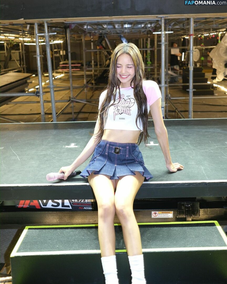 Blackpink / Lisa / lalalalisa_m / lisaamane Nago OnlyFans  Przeciekłe zdjęcie #77