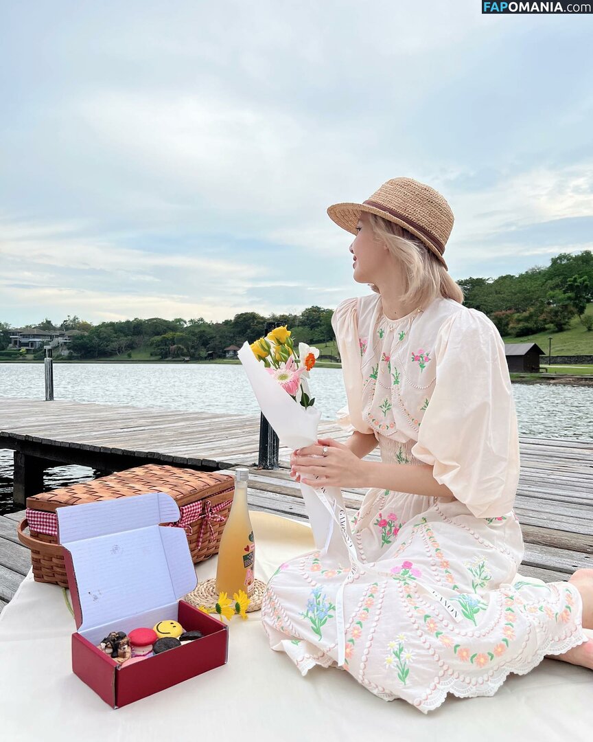 Blackpink / Lisa / lalalalisa_m / lisaamane Nago OnlyFans  Przeciekłe zdjęcie #223