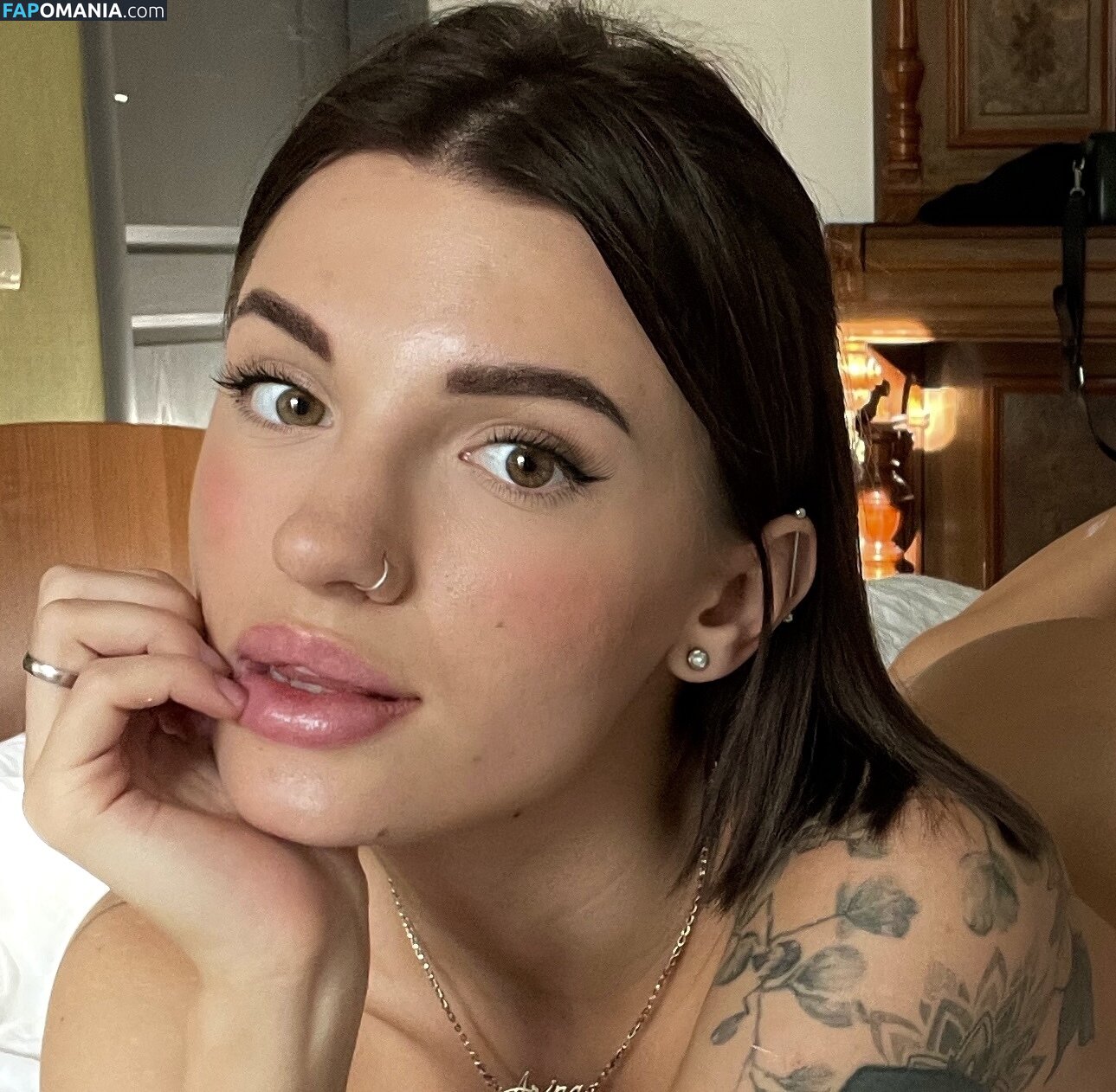 lisaero / lisaerojames / xxvasilisa Nago OnlyFans  Przeciekłe zdjęcie #3